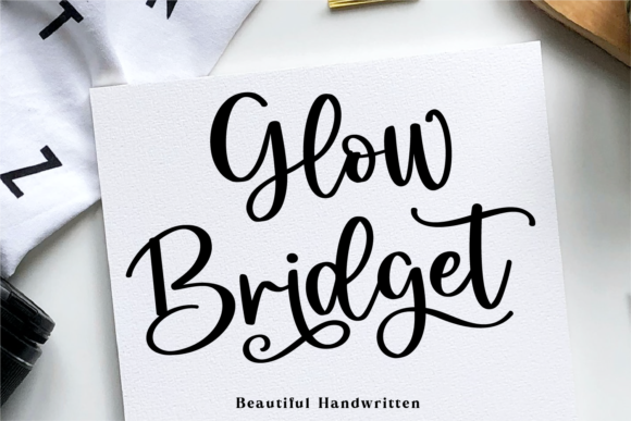 Glow Bridget: A Handwriting Font That Brings Warmth to Brand Work